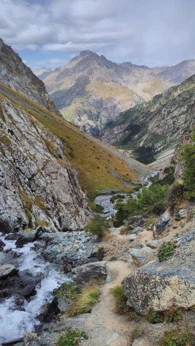 First Hike Up Toward Ala Kol