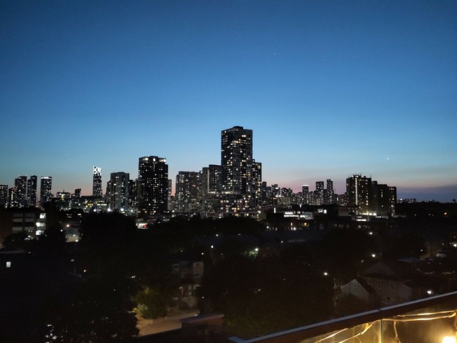 Wedding Days in Diverse and Vibrant Toronto